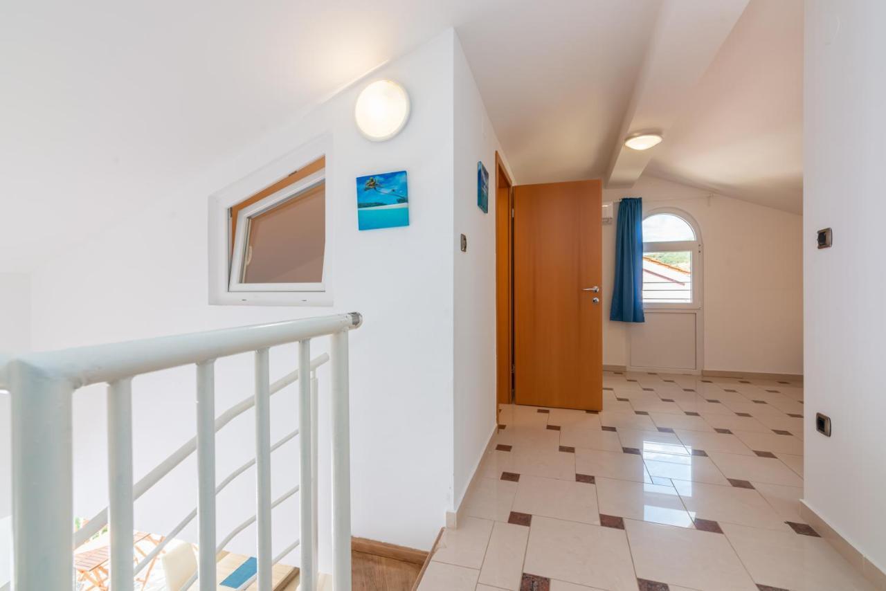 Apartment Lovorka 5 Baška Exterior foto